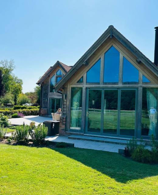 photo_6222126530990033758_y